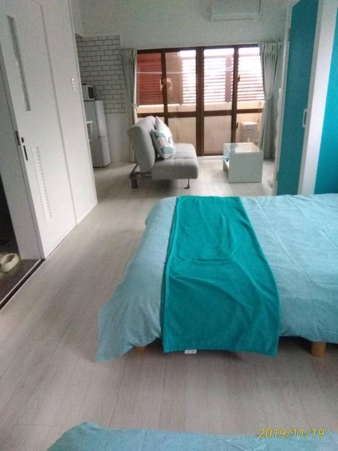 Maximum Of 21 People Can Be Rented In One Building 3 Minutes Walk To Tomari Port 10 Minutes Drive To The Airport No Parking Lot 30 Seconds Walk From Paid Parking Lot Warayunso Port City May Naha Exteriér fotografie