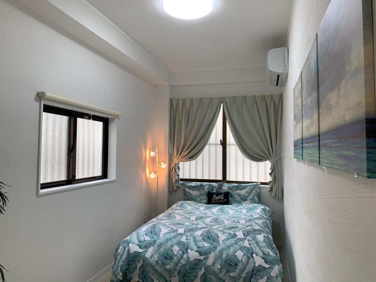 Maximum Of 21 People Can Be Rented In One Building 3 Minutes Walk To Tomari Port 10 Minutes Drive To The Airport No Parking Lot 30 Seconds Walk From Paid Parking Lot Warayunso Port City May Naha Exteriér fotografie